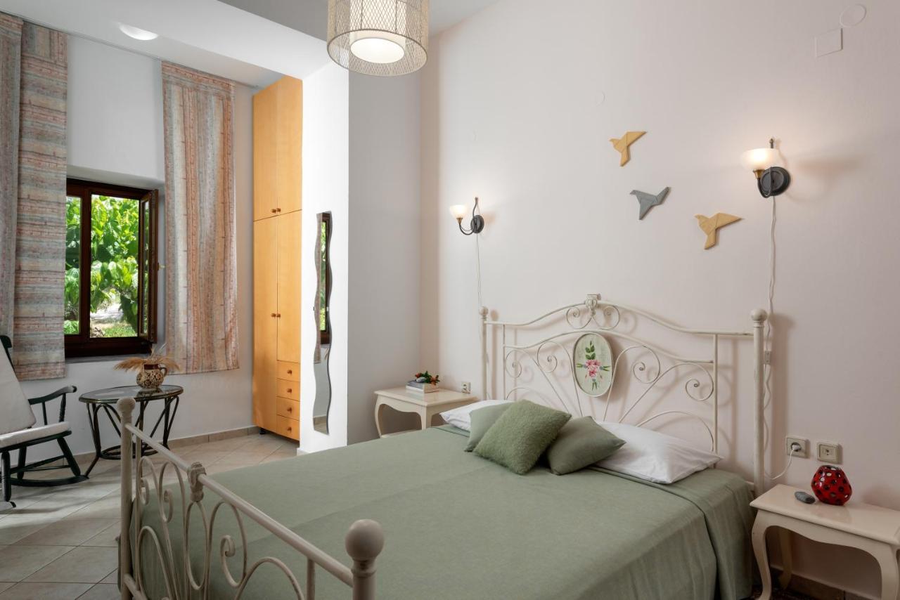 Aura Traditional Apartment Prines  Exterior photo