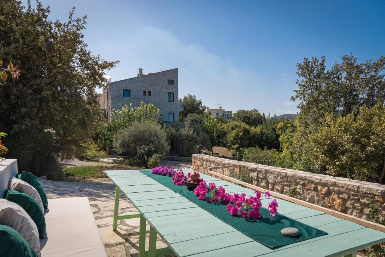 Aura Traditional Apartment Prines  Exterior photo